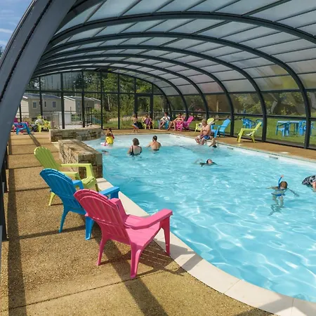 Le Domaine De Mesqueau Campingplatz 4*