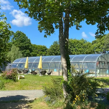 Le Domaine De Mesqueau