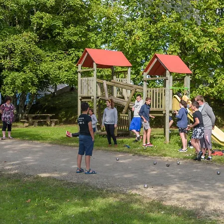 Le Domaine De Mesqueau Campingplatz Plougasnou